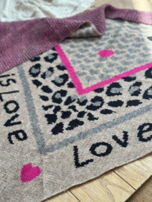 Dreiecksschal Leo-Love